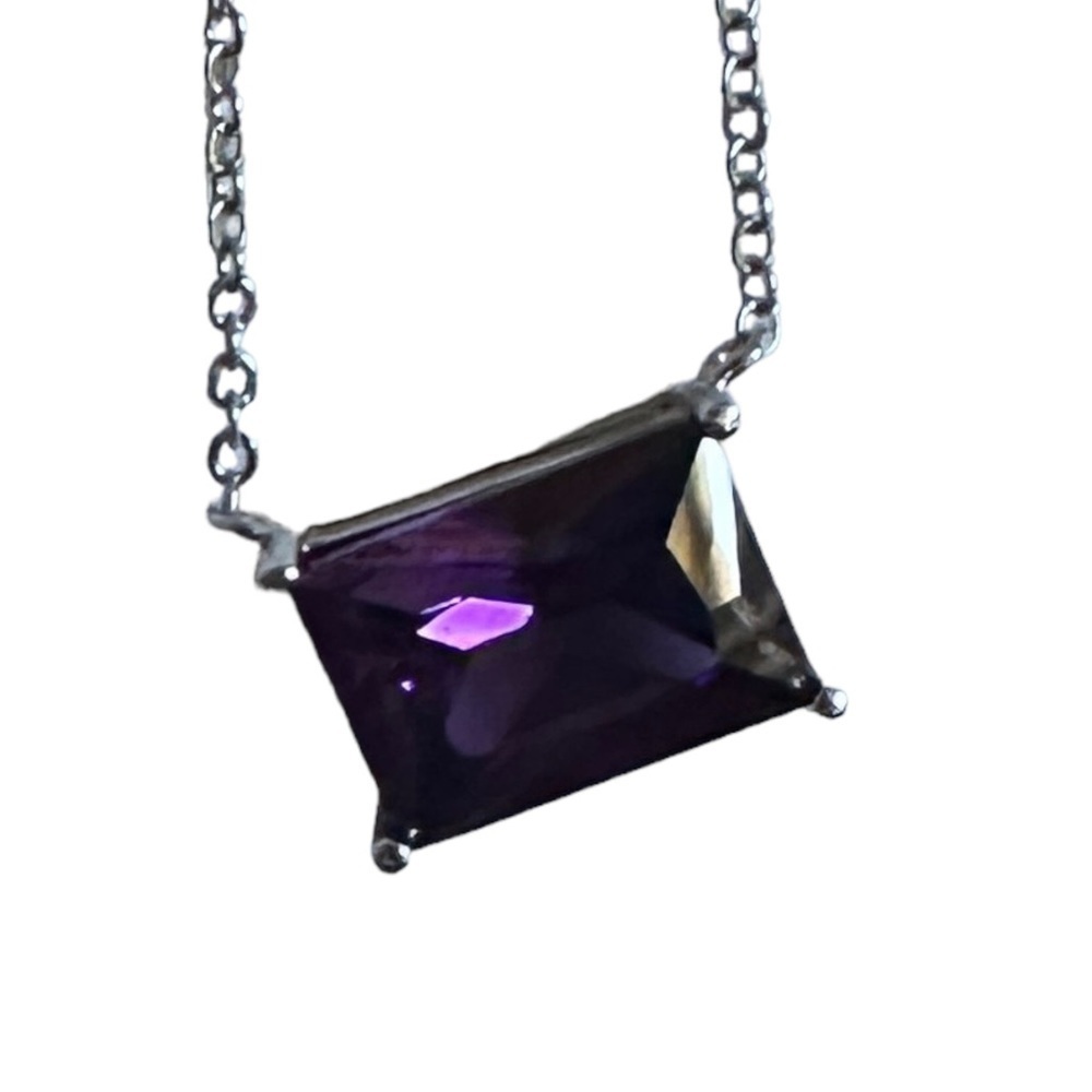 🌺 Silver Tone Emerald Cut Amethyst Color Pendant Necklace Purple Solitaire 16”